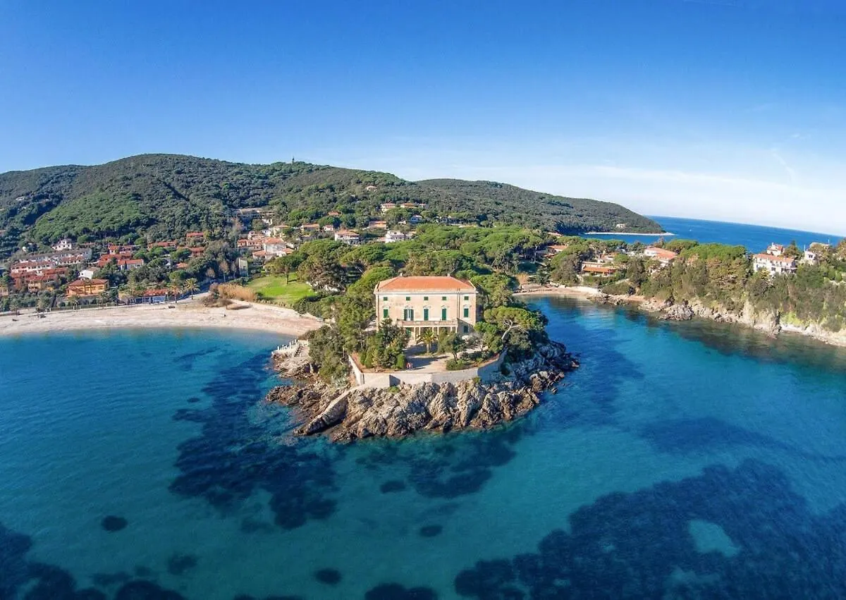 Villaflair - Villa Bensa Cavo location
